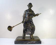 Скульптура "Металлург"