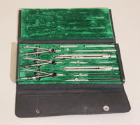 Готовальня "RICHTER & Co. PRACISION" F1612