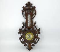 Барометр настенный