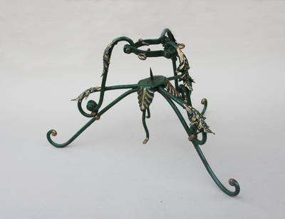 Подставка для рождественской елки. Специальное приспособление для установки новогодней елки.