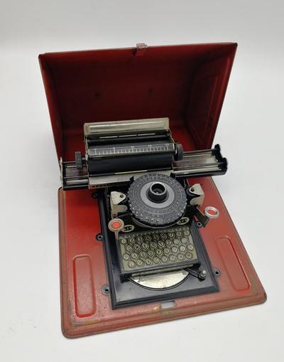 Игрушечная печатная машинка GSN "Junior". Германия, Начало XX века
