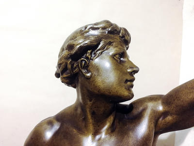 Скульптура &quot;Победа&quot;. Франция, скульптор Эмиль Пиколь, 1880 год