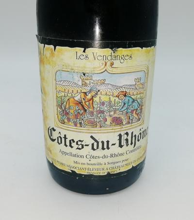 Вино 1992 &quot;Cotes du Rhone&quot;. Упаковка не повреждена. Этикетка в хорошей сохранности. В комплект входит подарочная упаковка в виде футляра для бутылки