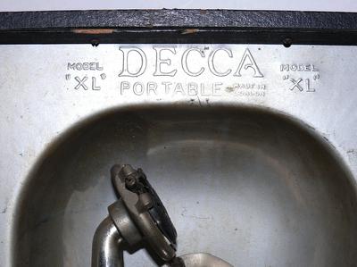 Патефон &quot;DECCA&quot;. Англия. 1940-е годы.