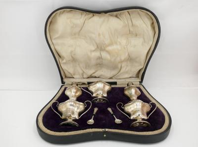 Набор для специй. Англия, серебро, 1911