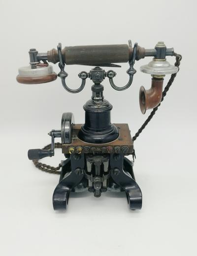 Телефон Ericsson Beeston &quot;скелетон&quot;. Начало XX века. Великобритания. Модель 1905 г.