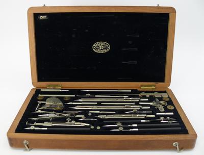 Готовальня "E.O. Richter & Co Pracision". Германия. Начало XX века. Спец. версия "XVI.P"