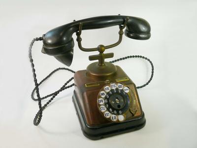 Аппарат телефонный. Германия. 1940-е годы.
