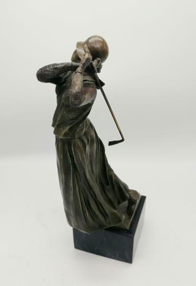 Скульптура &quot;Гольфистка&quot;. Бронза, автор E.Valdez, Западная Европа