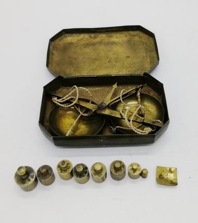 Весы дорожные. Западная Европа, rонец XIX - начало XX века