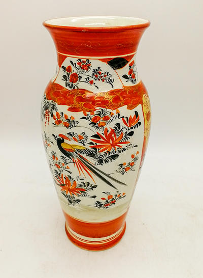 Парные вазы в стиле Кутани. Япония, эпоха Мейдзи, конец XIX века