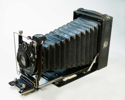Фотоаппарат "ZEISS IKON". Германия. Начало XX века.