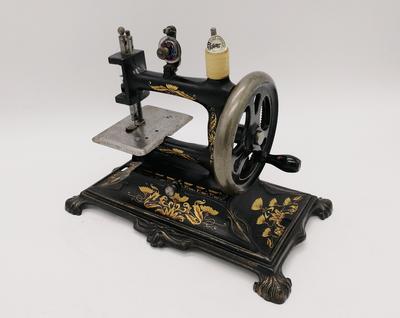 Миниатюрная швейная машинка. Bremer &amp; Br&amp;#252;ckmann, Германия, конец XIX в.