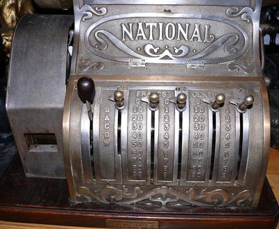 Аппарат кассовый &quot;NATIONAL&quot;. Произведен компанией National Cash Register Co., модель &quot;188&quot;. В рабочем состоянии. 1905 год.