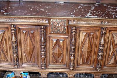 Сервант. Клеймо мебельной мастерской BELLANGER. Франция. Вторая половина ХIХ века.