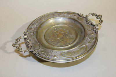 Ваза для фруктов. Западная Европа. Начало XX века.