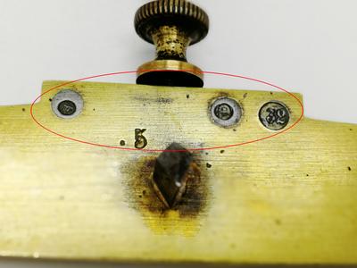 Пробирные клейма на оловянных пломбах