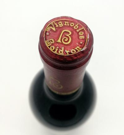 Вино 2000 &quot;Chateau Calon&quot;. Год урожая 2000 считается очень хорошим (Extraordinary) для Saint-&amp;#201;milion (96T - таблица миллезимов Роберта Паркера)