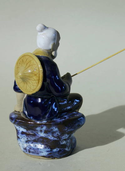 Статуэтка "Рыбак". Китай ,70-80 е г. ХХ века.