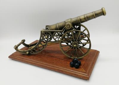 Настольная модель полевой пушки. Западная Европа, середина XX вв.