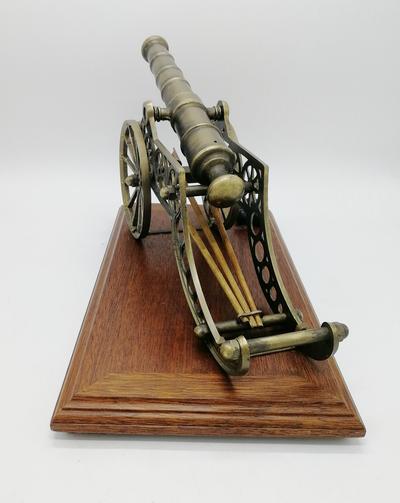 Настольная модель полевой пушки. Западная Европа, середина XX вв.