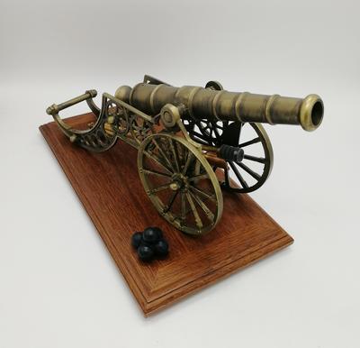Настольная модель полевой пушки. Западная Европа, середина XX вв.