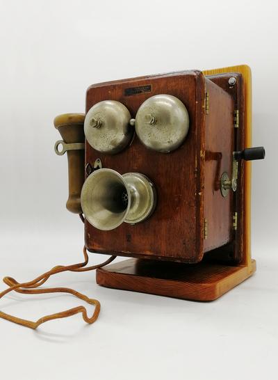 Телефон настенный "Bell Telephone". Бельгия. Модель образца 1895 года