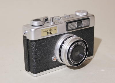 Фотоаппарат "Meikai EL". Компактная пленочная фотокамера, производилась компанией Tougodo (Япония) с 1963 года.