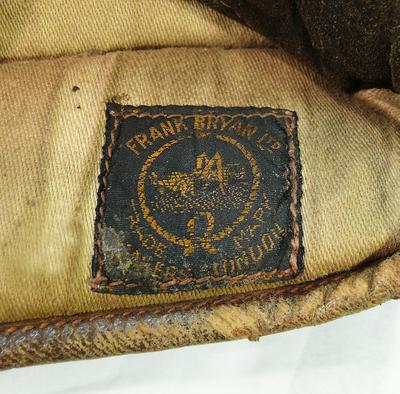 Перчатки боксерские. Англия. Фирма "Frank Bryan". 1920-1930-е годы.