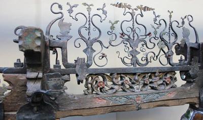 Лампа в стиле "Arts &amp; Crafts" (Движение искусств и ремесел). Западная Европа. Вторая половина XIX века.