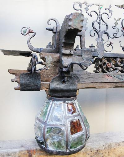 Лампа в стиле "Arts &amp; Crafts" (Движение искусств и ремесел). Западная Европа. Вторая половина XIX века.