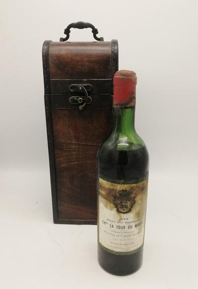 Вино 1966 "Chateau LA TOUR DU MIRAIL". Год урожая 1966. Производитель Роджер Суир.
